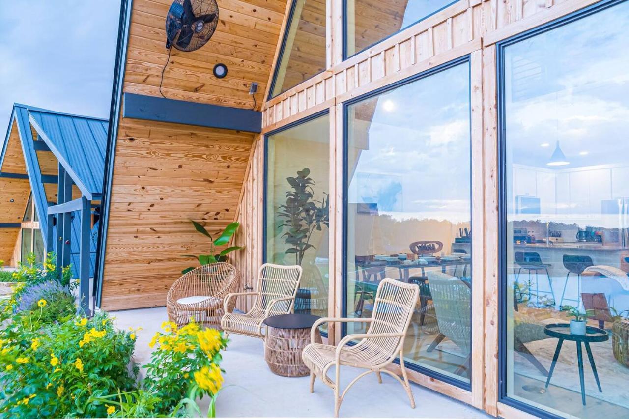 Gruene Daze Chalet - Stylish Aframe - Escape The Ordinary نيو بروانفيلز المظهر الخارجي الصورة